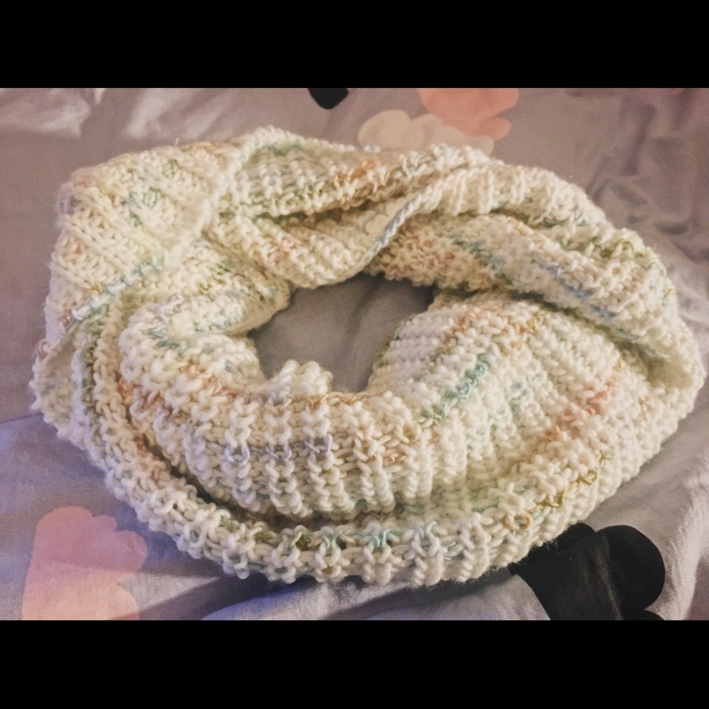 Knitted infinity scarf